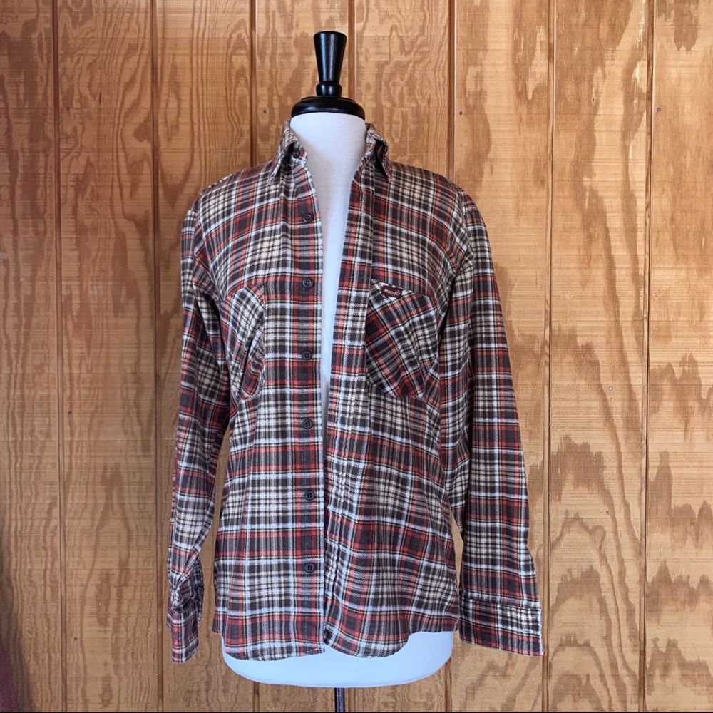 ❌SOLD❌ VINTAGE Like New Wrangler Soft Flannel Plaid Top
